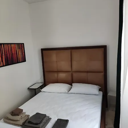 Trani Residence 公寓 *